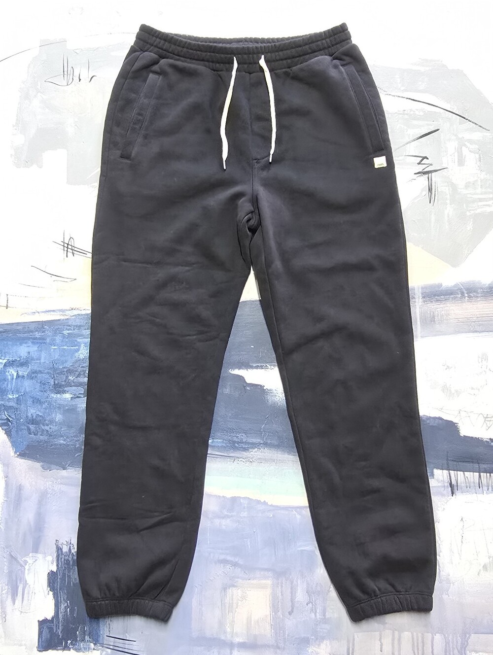 Vuori Seaside Sweatpants Black Medium Drawstring Heavyweight Joggers  V4007